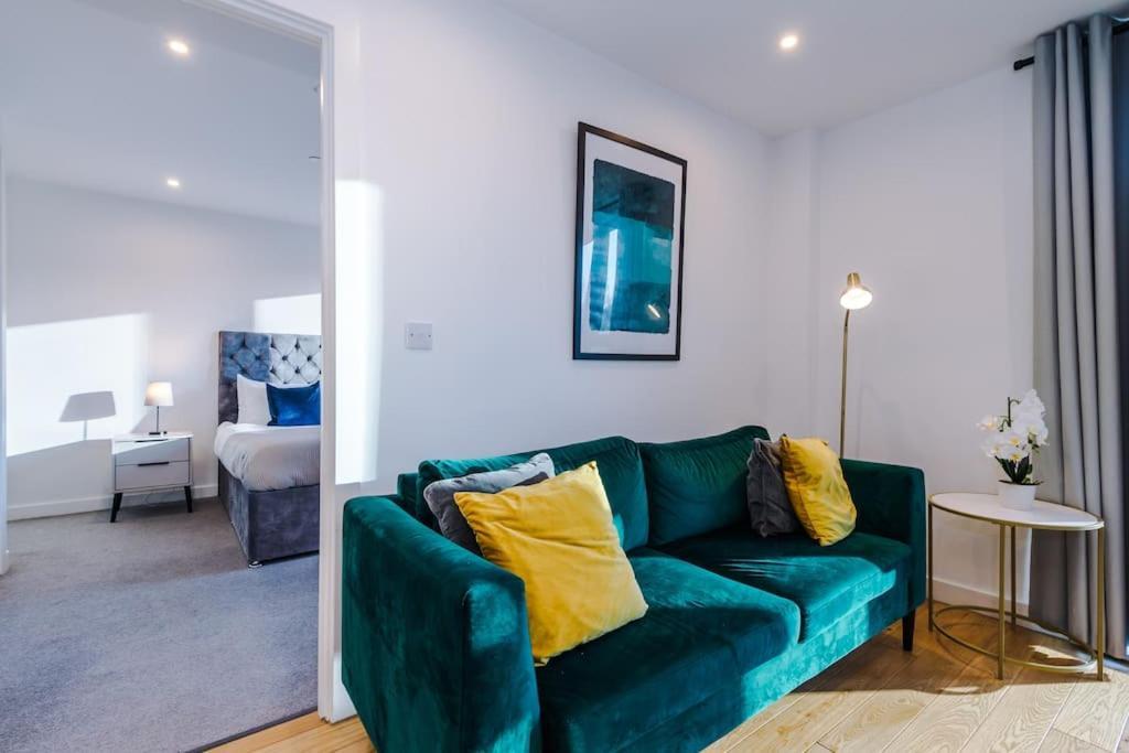 Apartment The Premier - Long Offers, Free Parking, Groceries Birmingham