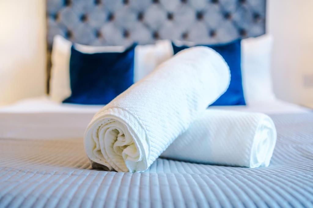 The Premier - Long Offers, Free Parking, Groceries * Birmingham